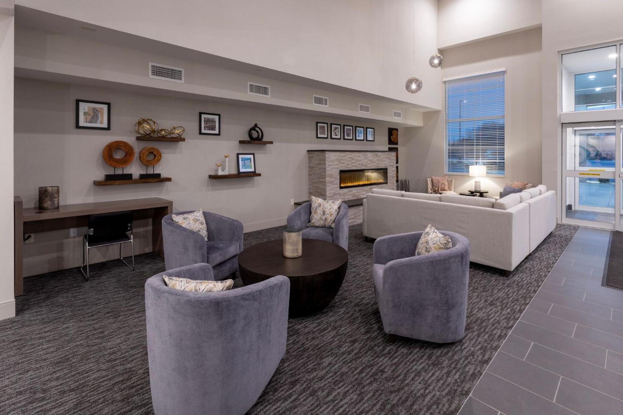 Grandstay Hotel & Suites Algona Buitenkant foto