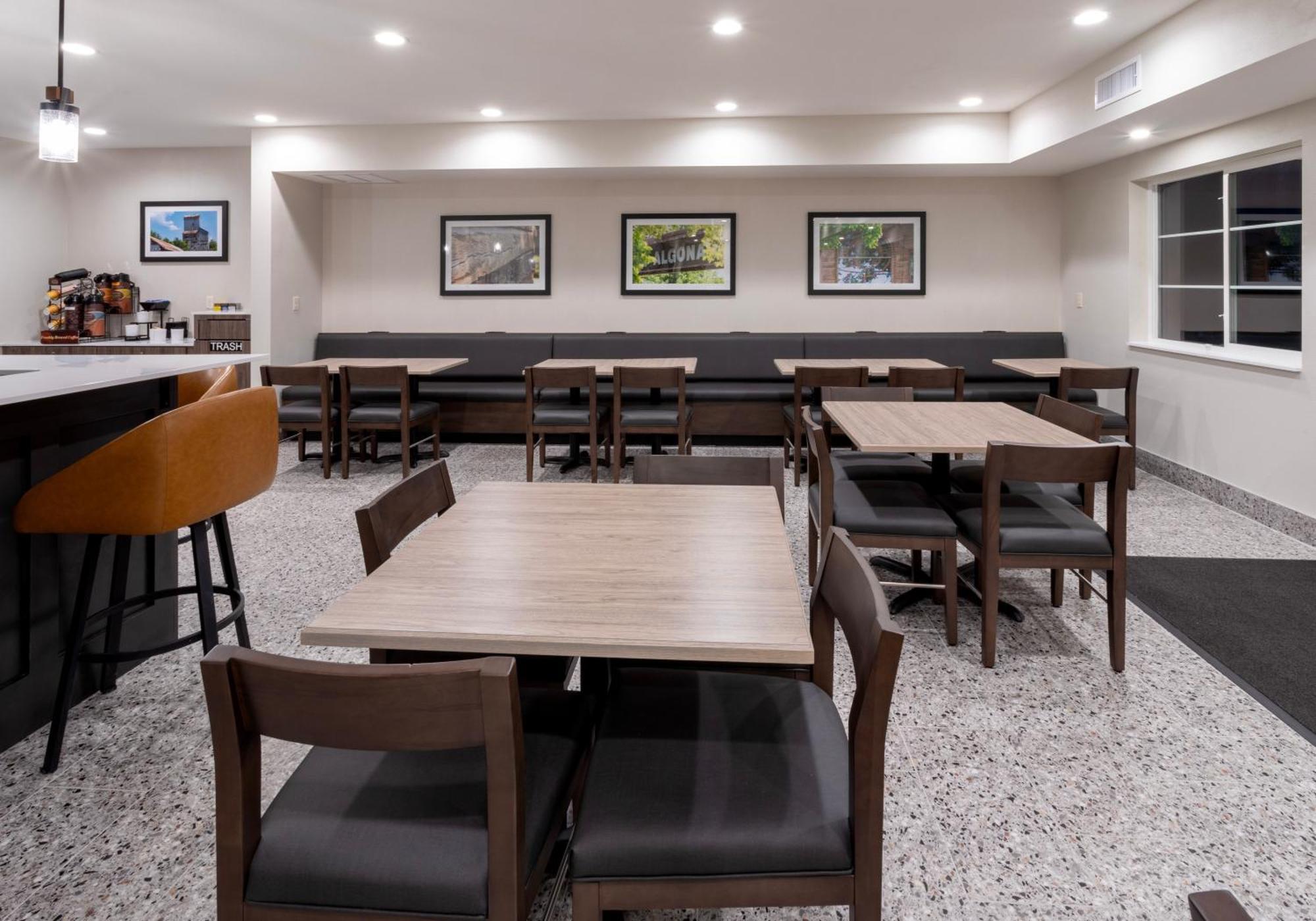 Grandstay Hotel & Suites Algona Buitenkant foto