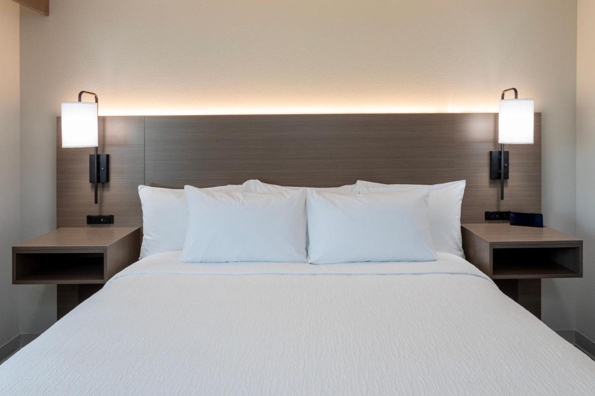 Grandstay Hotel & Suites Algona Buitenkant foto